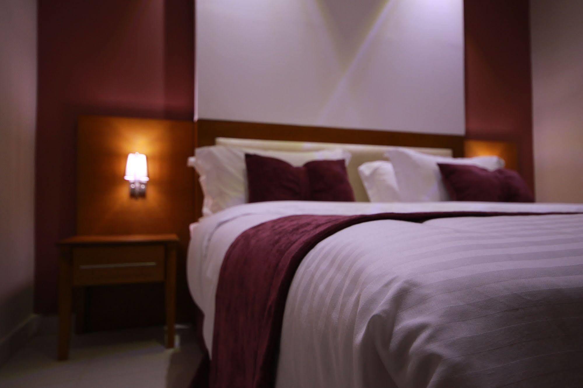 Beautiful Moment Furnished Aparthotel Riyadh