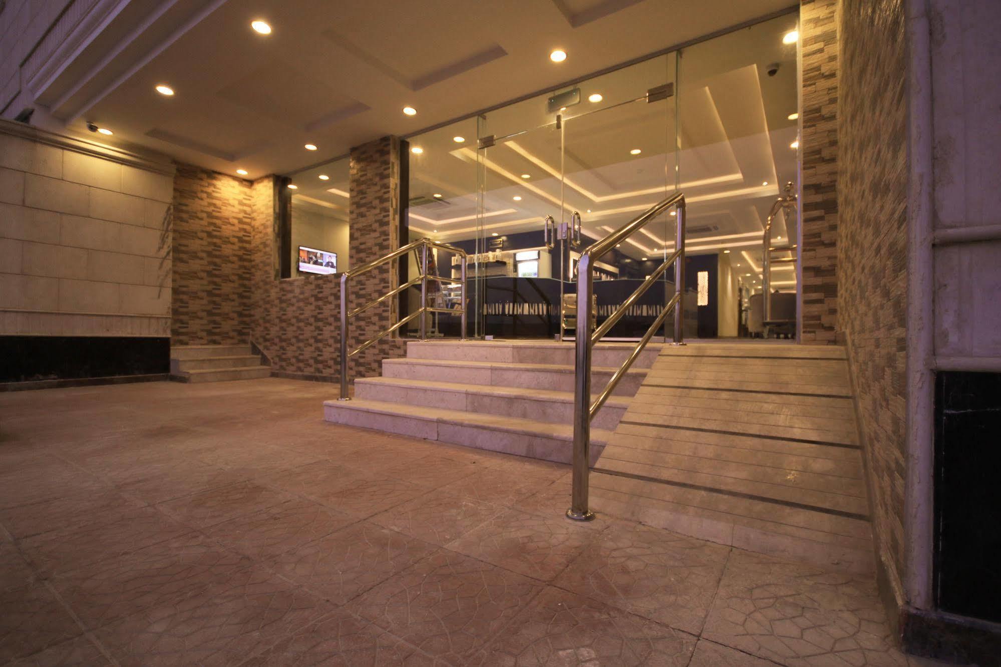 Beautiful Moment Furnished Aparthotel
