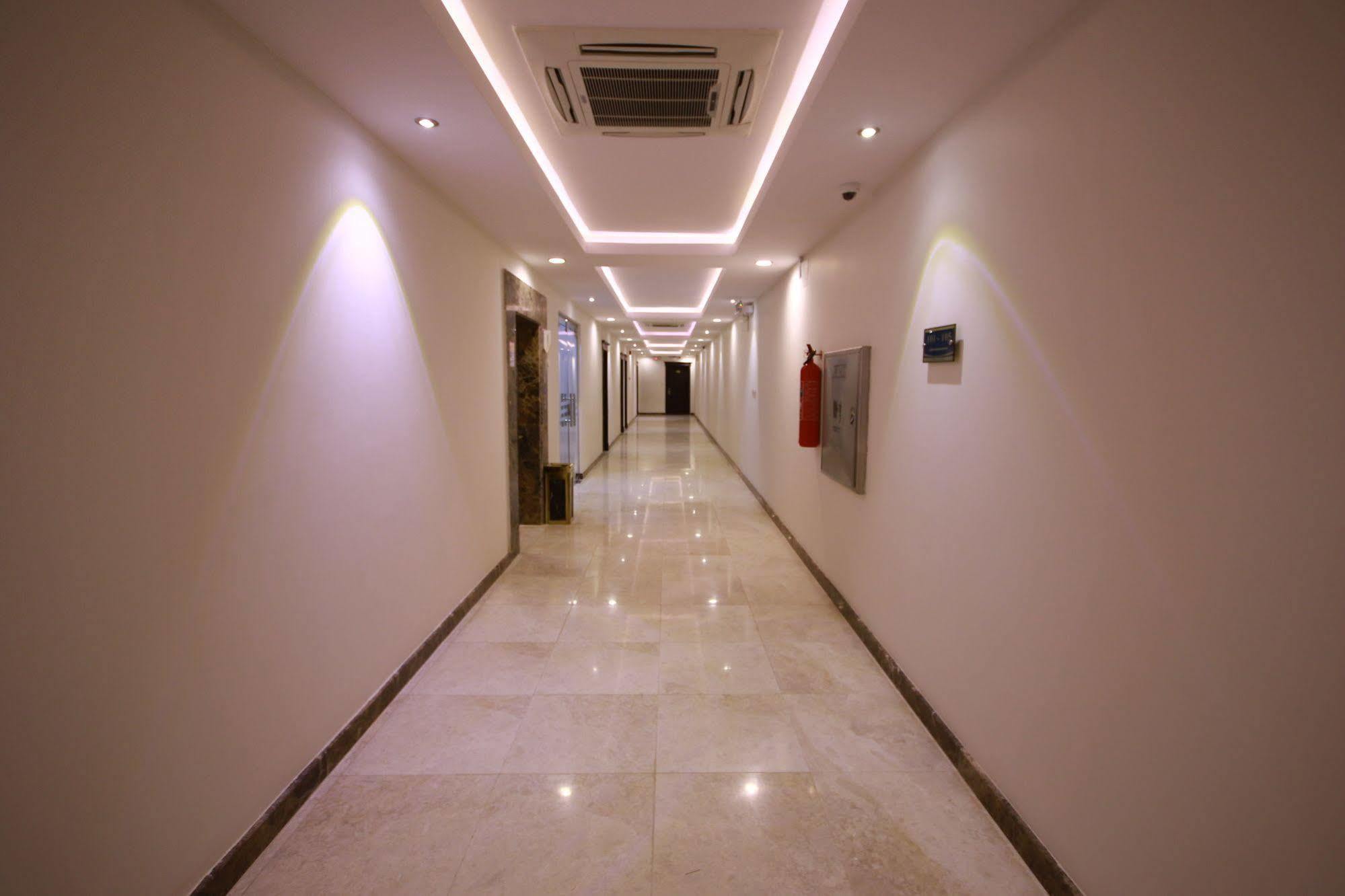 Beautiful Moment Furnished Aparthotel 4*